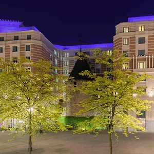 Novotel Centre Hotel