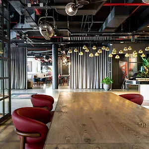 Radisson Red Brussels Bruxelas