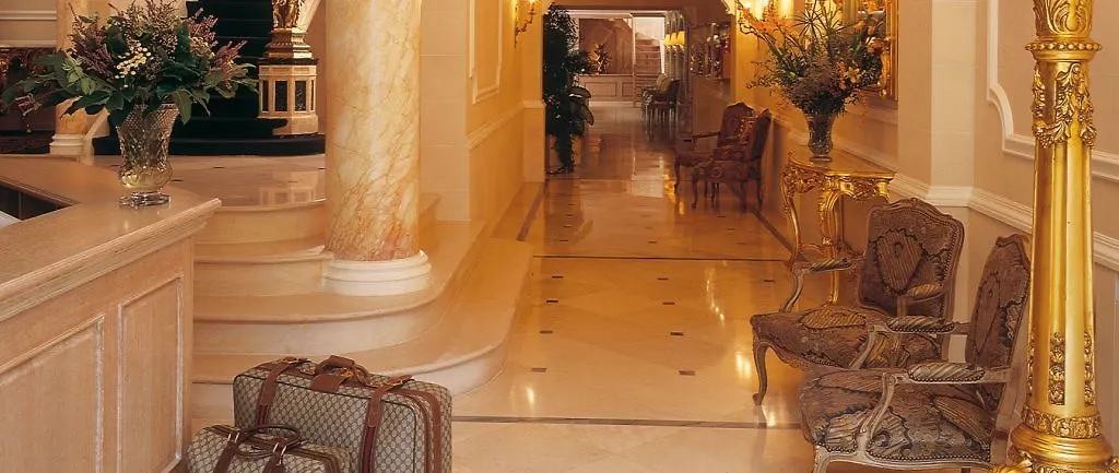 Hotel Manos Stephanie Saint-Gilles