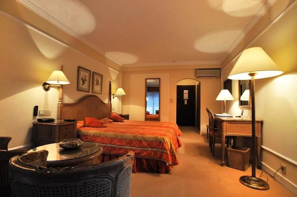 Hotel Manos Stephanie Saint-Gilles 4*, Bruxelles