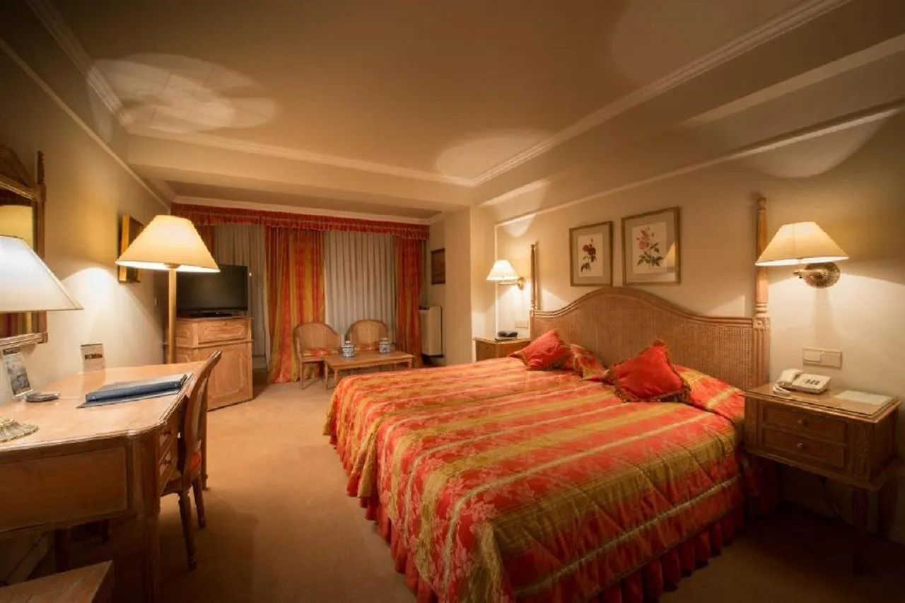 Hotel Manos Stephanie Saint-Gilles